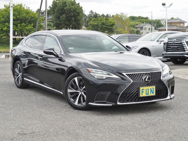 LEXUS LS500