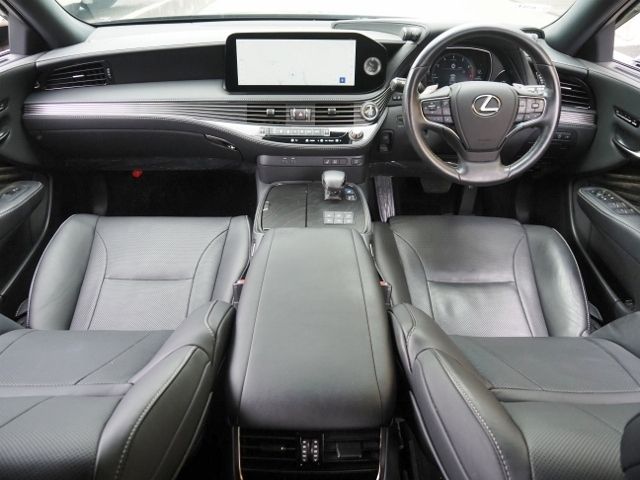 LEXUS LS500