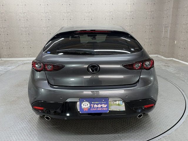 MAZDA3 FASTBACK