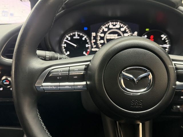 MAZDA3 FASTBACK