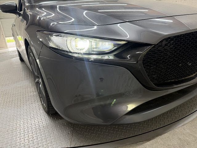 MAZDA3 FASTBACK