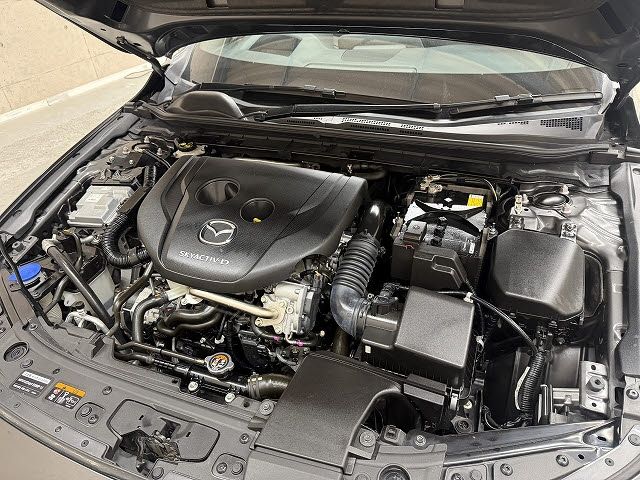 MAZDA3 FASTBACK
