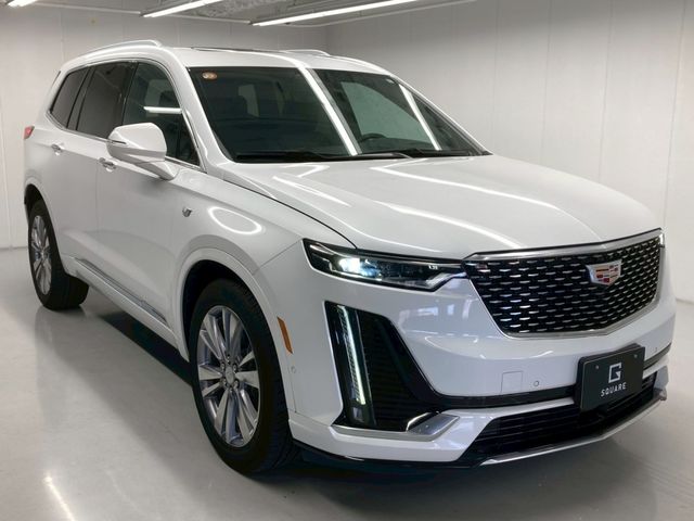 CADILLAC XT6