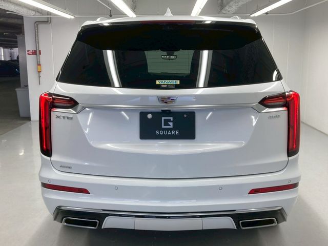 CADILLAC XT6