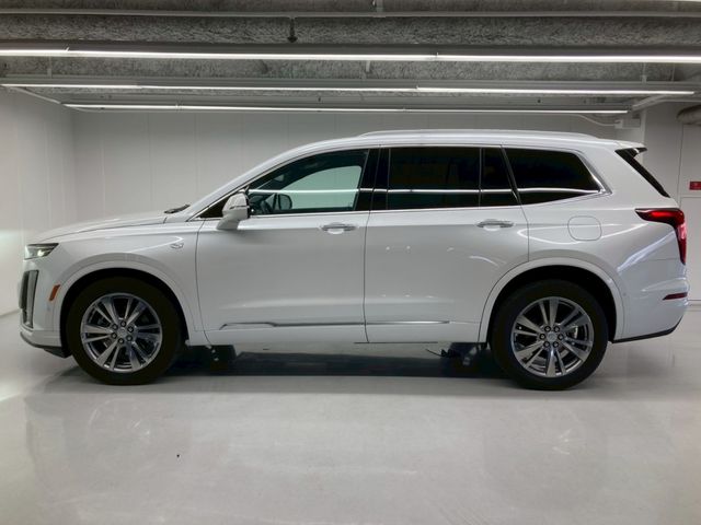 CADILLAC XT6