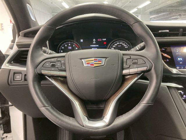 CADILLAC XT6