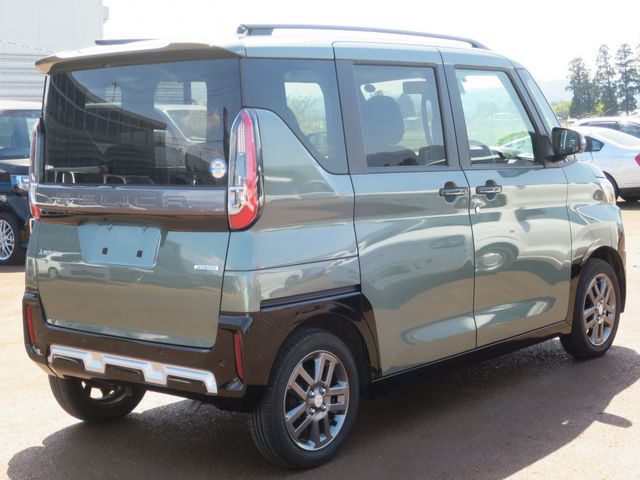 DELICA MINI