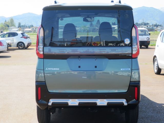 DELICA MINI