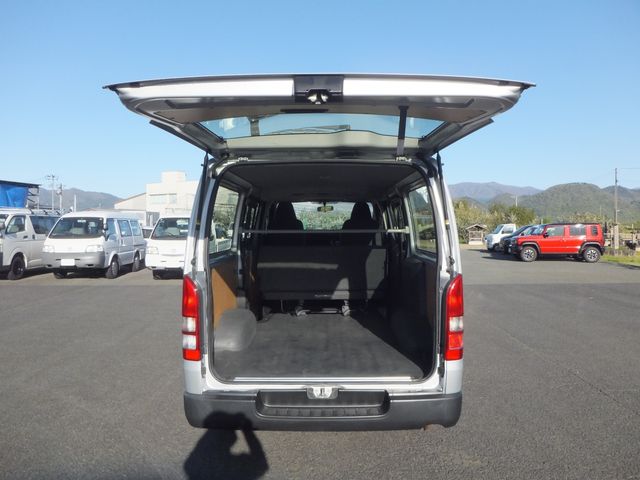 HIACE van 4WD