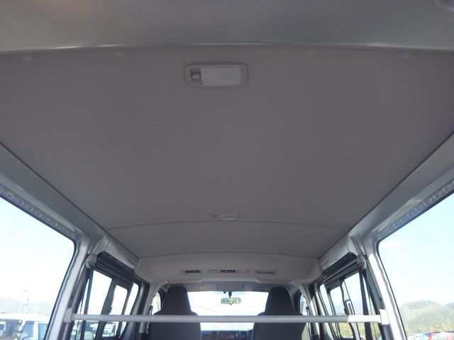 HIACE van 4WD
