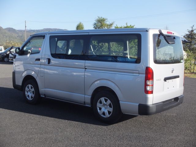 HIACE van 4WD