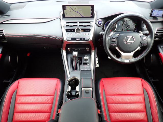 LEXUS NX300h