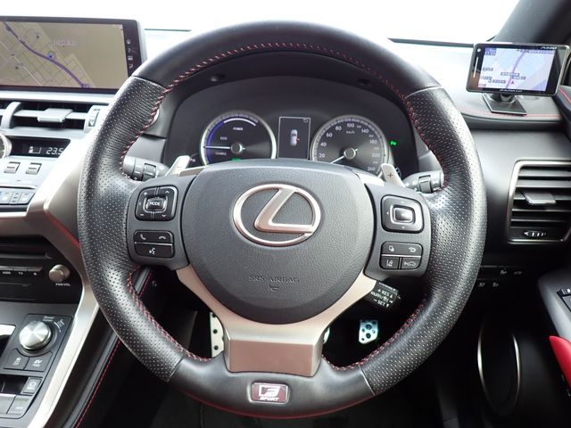 LEXUS NX300h