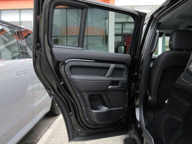 ROVER DEFENDER