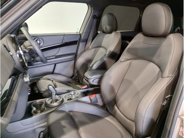 MINI COOPER D CROSSOVER