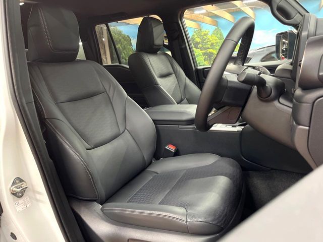 LANDCRUISER 250