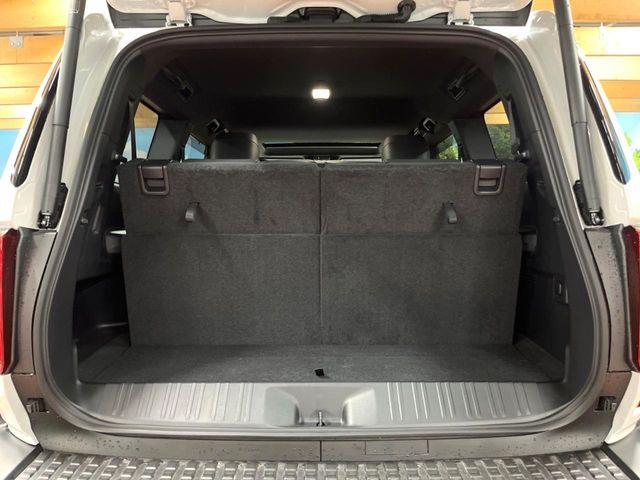 LANDCRUISER 250