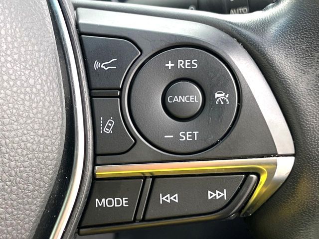 CROWN sedan hybrid