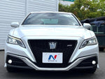 CROWN sedan hybrid