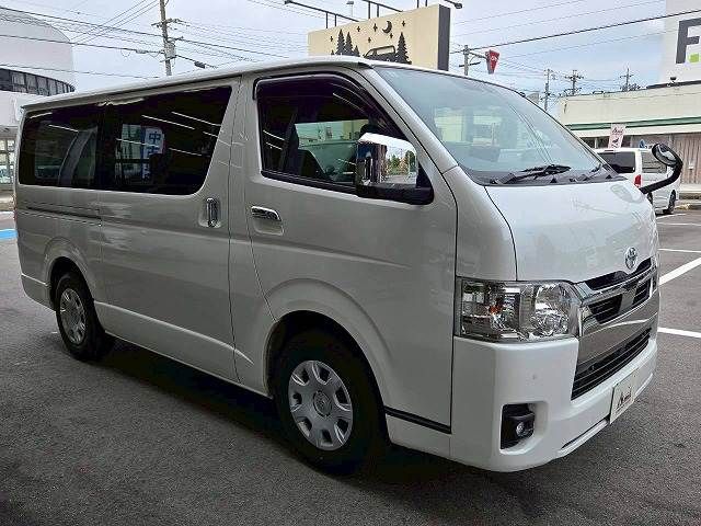 HIACE van 2WD