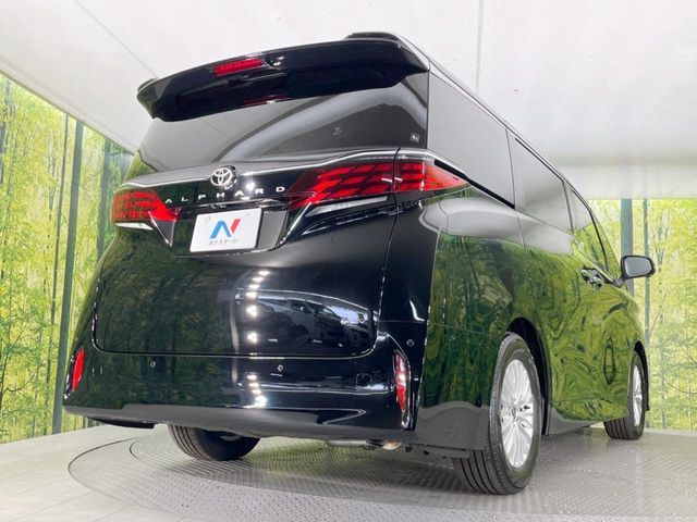 ALPHARD hybrid