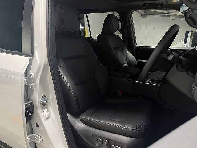 LANDCRUISER 250