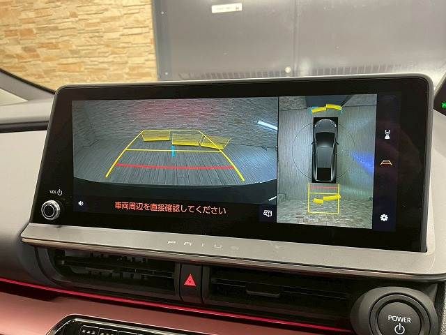 PRIUS 4WD