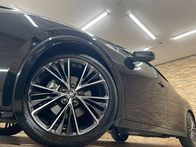 PRIUS 4WD