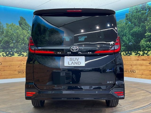NOAH HYBRID 4WD