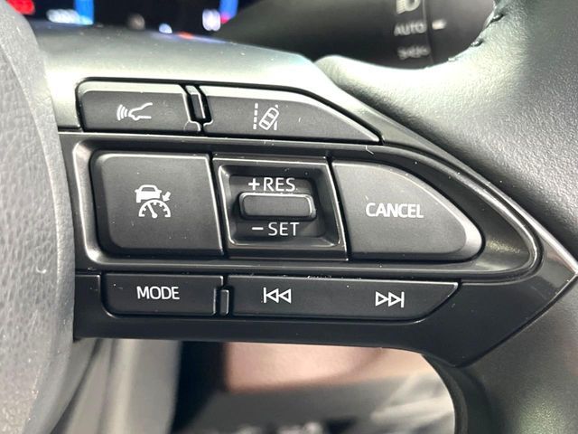 YARIS CROSS HYBRID