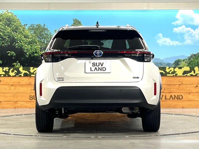 YARIS CROSS HYBRID