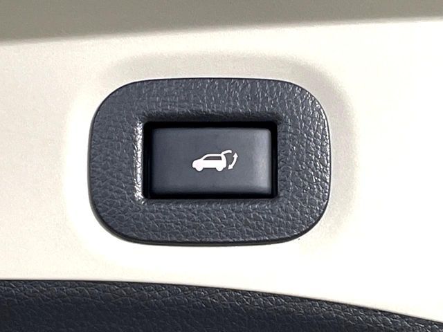 X-TRAIL HYBRID 2WD