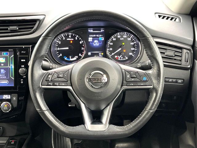 X-TRAIL HYBRID 2WD