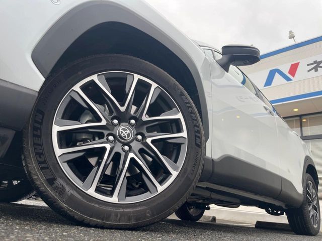 COROLLA CROSS HYBRID
