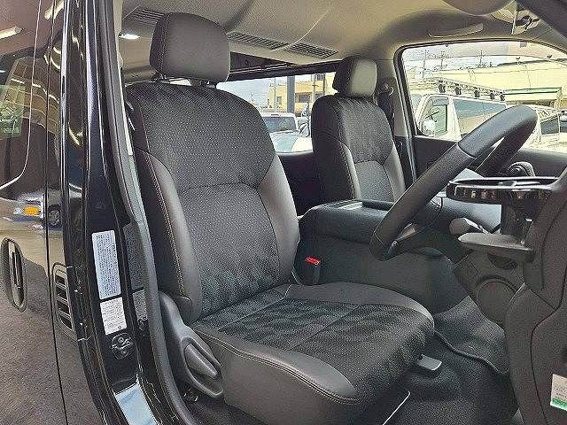 CARAVAN van 4WD