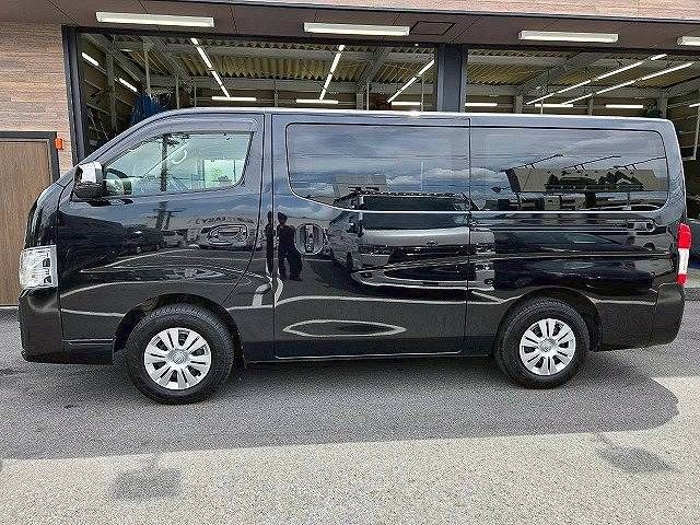 CARAVAN van 4WD