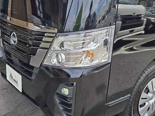 CARAVAN van 4WD