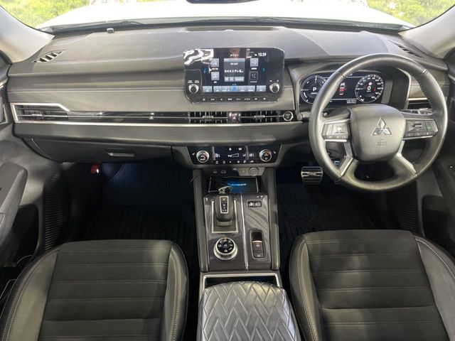 OUTLANDER PHEV