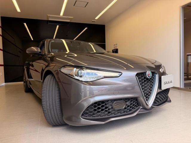 ALFAROMEO Giulia