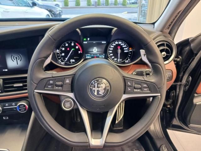 ALFAROMEO Giulia