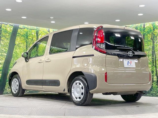 SIENTA HYBRID