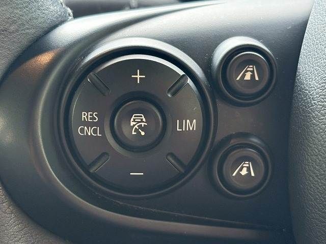 MINI COOPER CLUBMAN