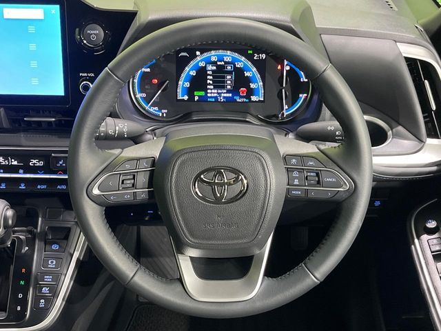 VOXY HYBRID