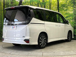 VOXY HYBRID