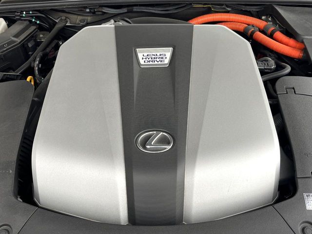 LEXUS LS500h 4WD