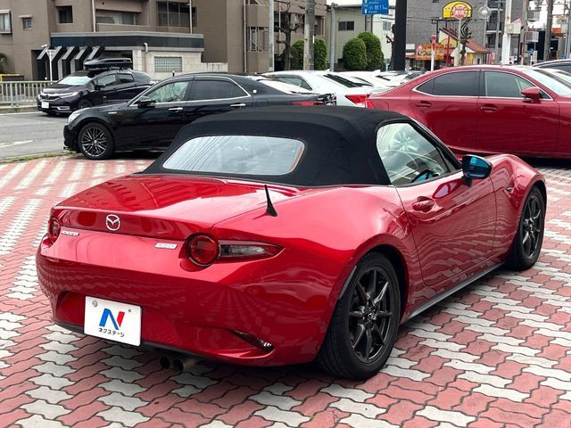 ROADSTER