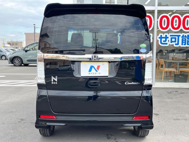 N BOX CUSTOM