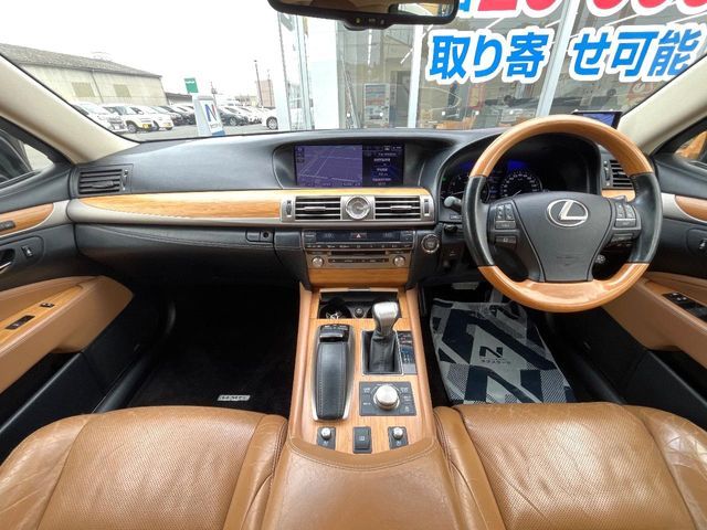 LEXUS LS460