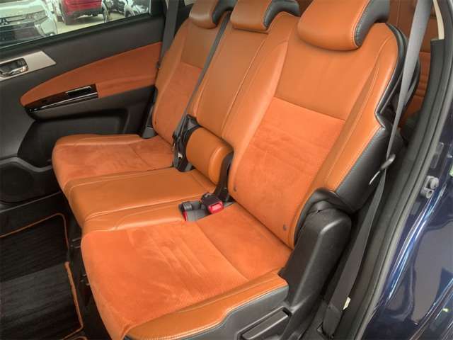 EXIGA CROSSOVER 7