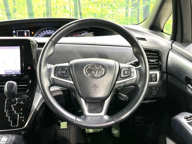 ESTIMA HYBRID 4WD